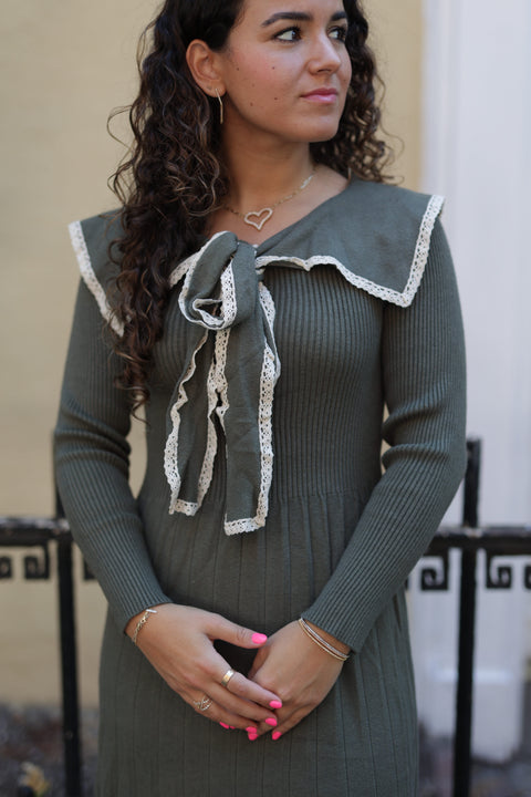 Olive green knit collar dress